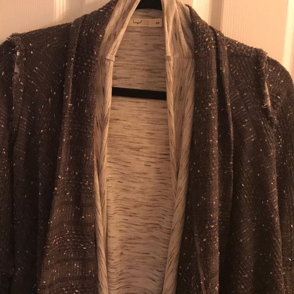 Hazel belted shrug - Picture 4 of 4